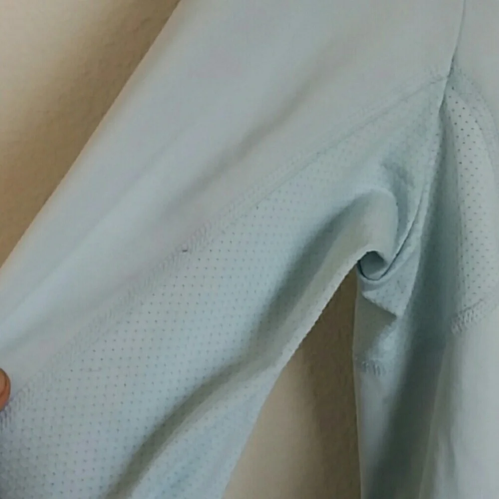 Nike workout long sleeve top light blue size xl
